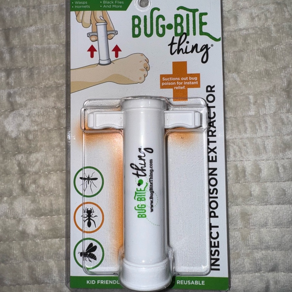 Bug Bite Thing Insect Poison Extractor - White and Green